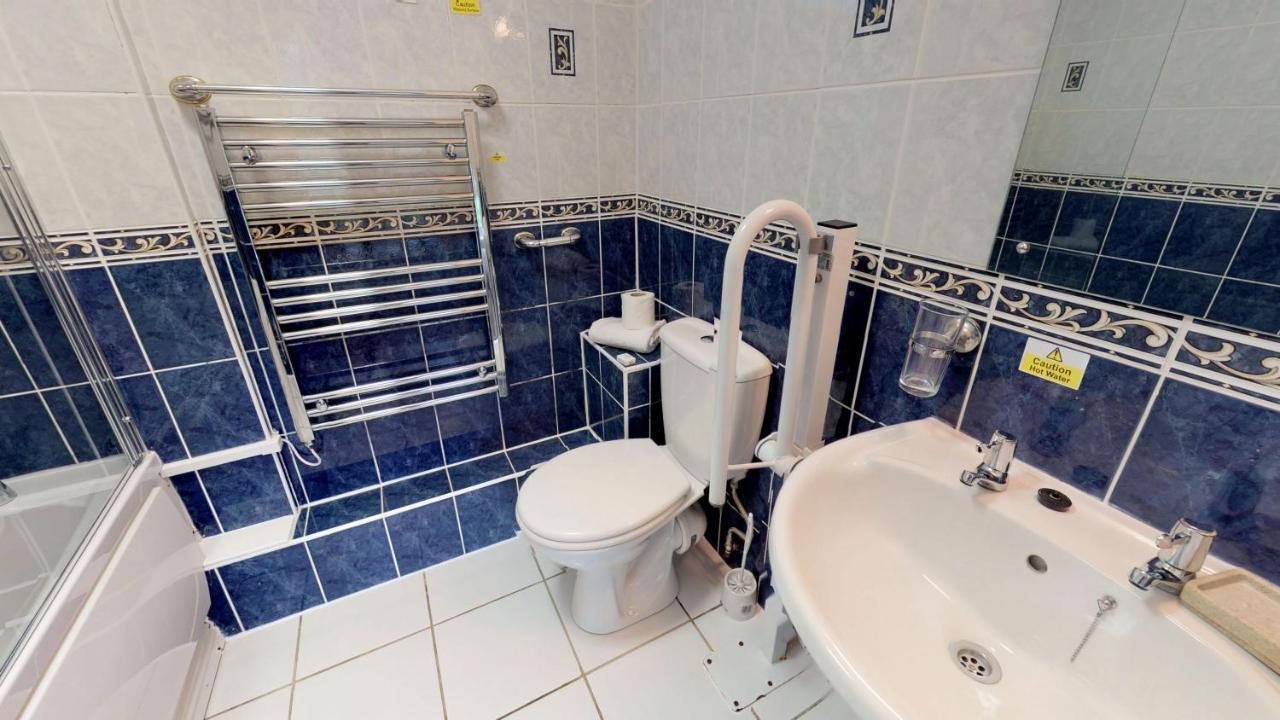 24 Strawberry Hill, Tolroy Manor Villa Hayle Bagian luar foto
